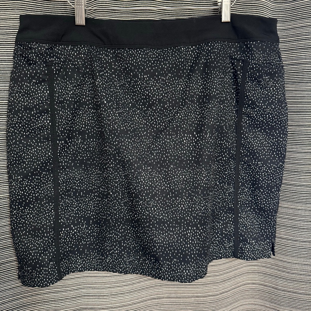 Adidas Golf Skort with Interior Shorts Black/White Print Size XL